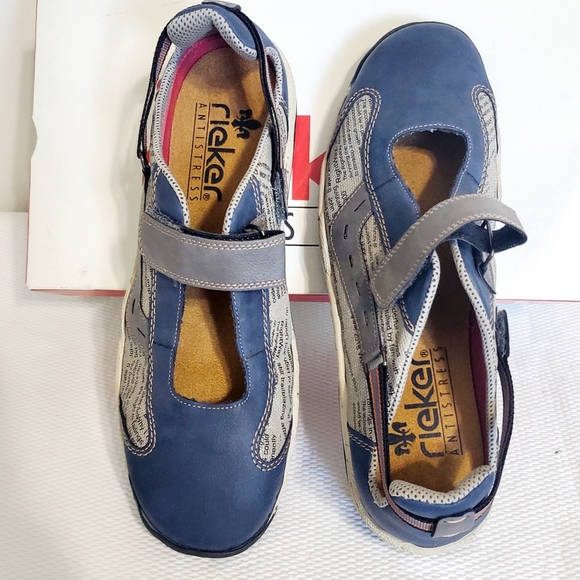 Rieker Sporty Mary Jane Walking City Shoes Blue Leather EU40 NEW
Size 9.5-10 - Picture 2 of 9